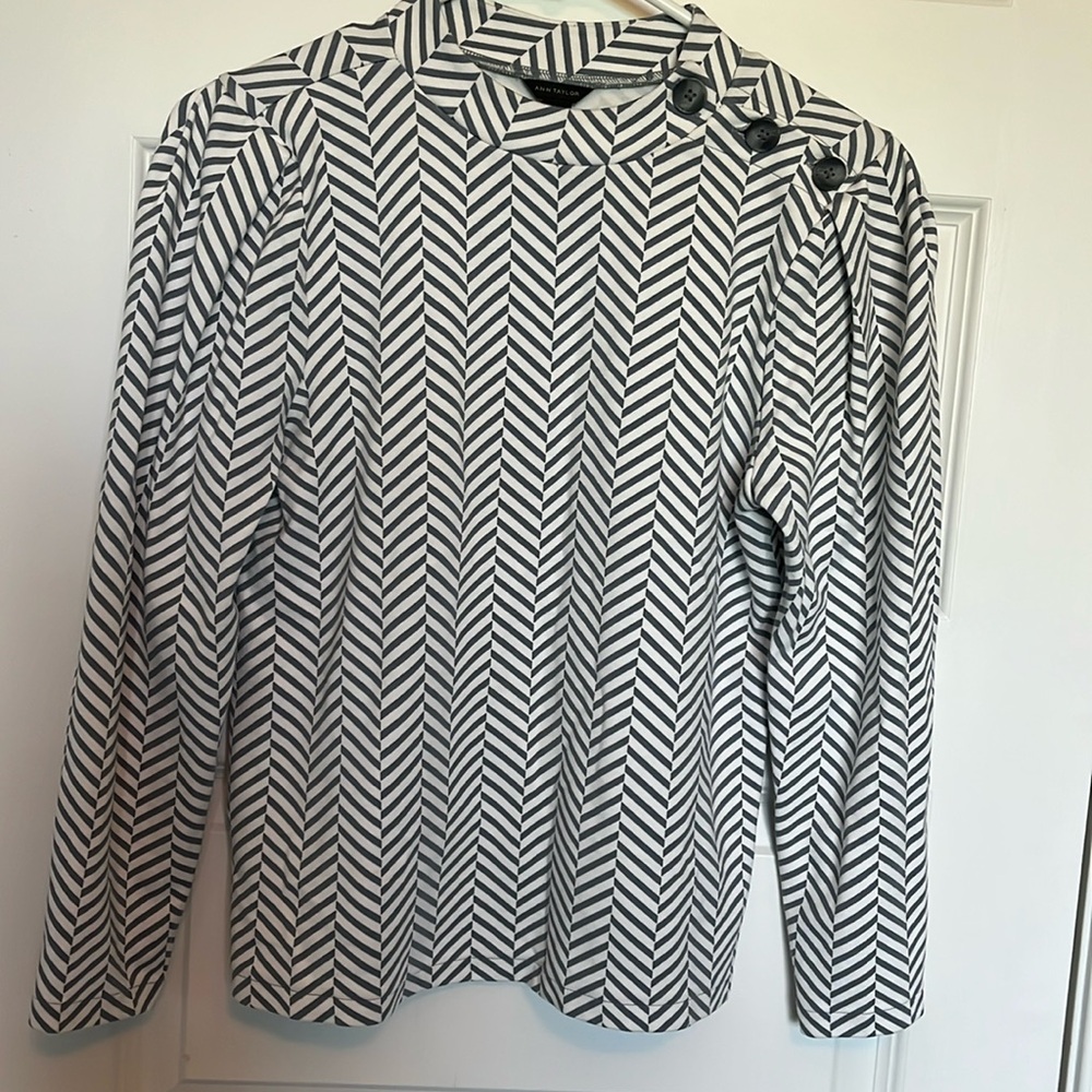 Ann Taylor Gray and White Chevron Shirt
